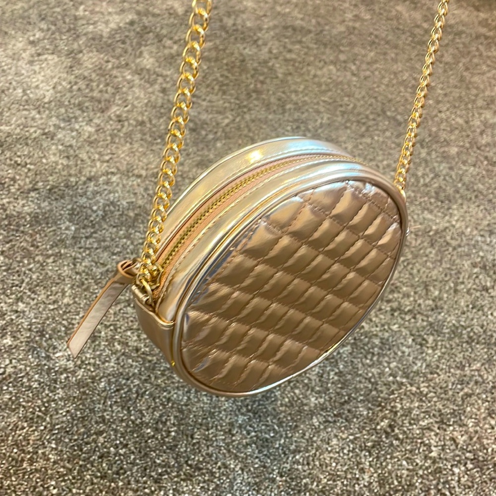COPY - Shiny round purse